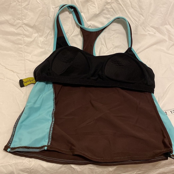 Active Wear - Picture 8 of 11